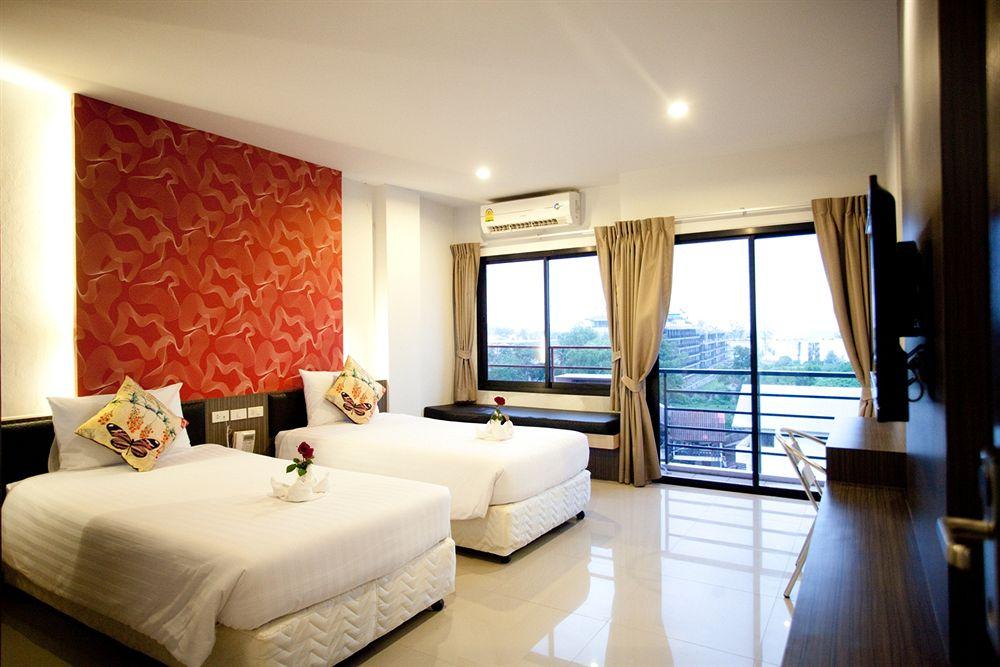 Chill Patong Hotel Экстерьер фото