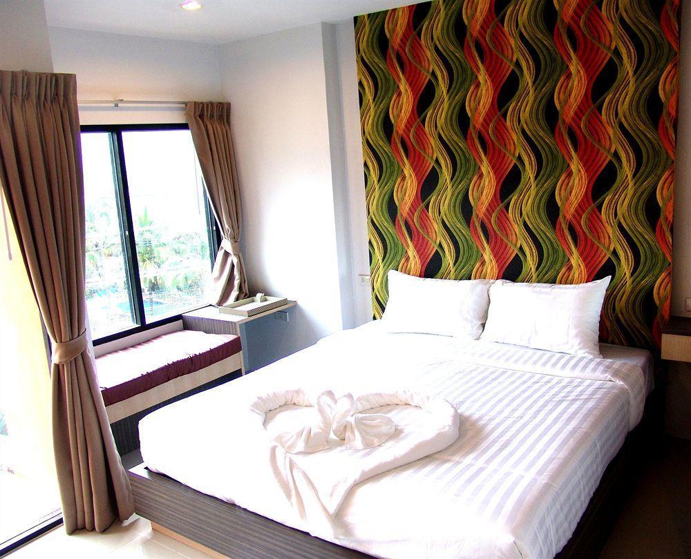 Chill Patong Hotel Экстерьер фото