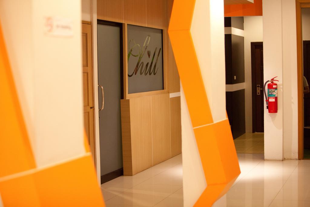 Chill Patong Hotel Экстерьер фото