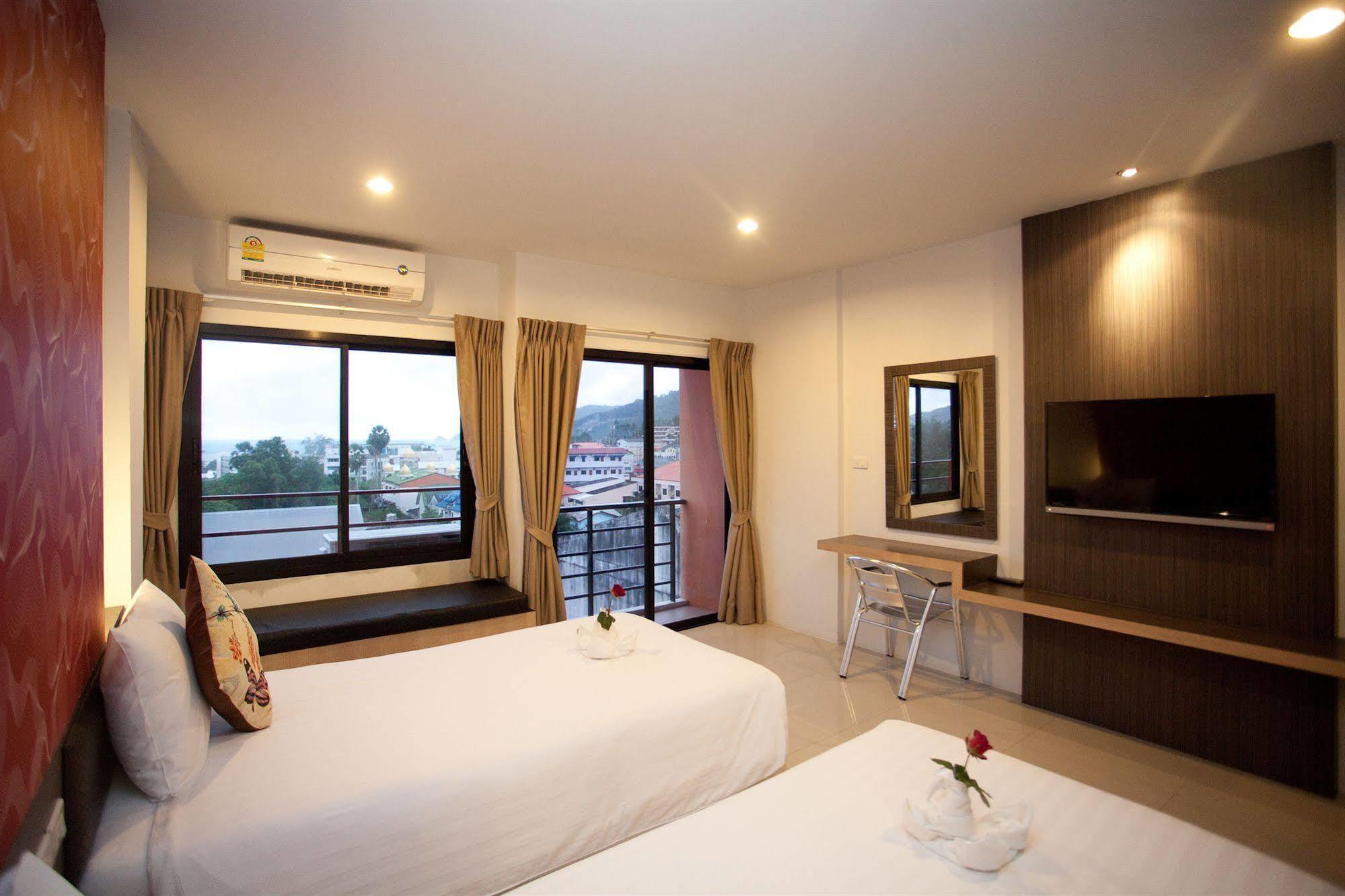 Chill Patong Hotel Экстерьер фото